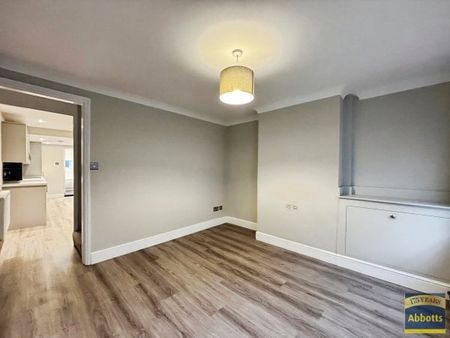 Bishops Road, Bury St. Edmunds - Photo 2