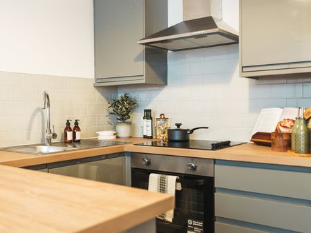 Apt 2, 85 Wellington Road - Photo 3