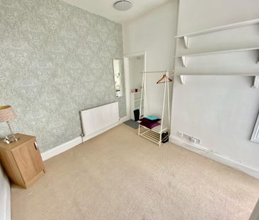 Bell Hill Road, St George - Photo 1