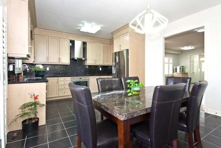 For Lease - 386 Wilfred Murison Avenue, Markham, Ontario - Photo 5