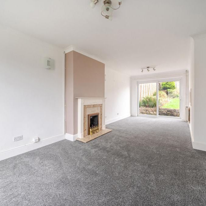 3 bedroom semi-detached house to rent - Photo 1