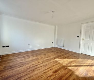 3 bed house to rent in The Wrangle, Weston-Super-Mare, BS24 - Photo 2