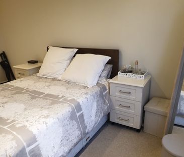 2 Bed Maisonette, Worple Road, SW20 - Photo 6