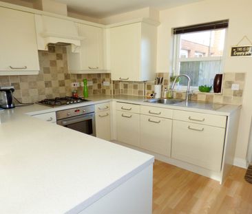 3 bed semi-detached house to rent in Redwood Avenue, South Shields,... - Photo 5