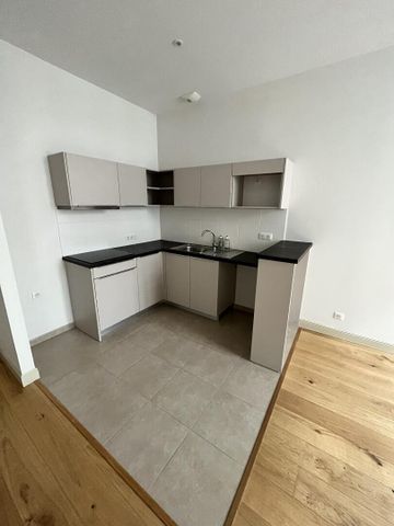 location Appartement T2 DE 46.1m² À BESANCON - Photo 3