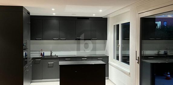 HOCHWERTIG UND STYLISCH MIT SONNIGEM SITZPLATZ! - Foto 2