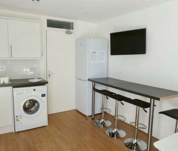 Flanders Crescent - Photo 4