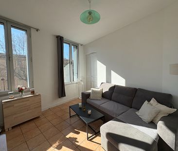 Location Appartement 1 pièce 32m² AIX EN PROVENCE 90ème - Photo 4