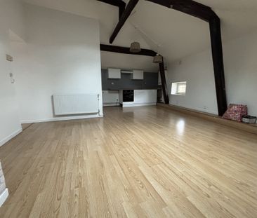 Location Appartement 3 pièces 69m² MOYEUVRE GRANDE 57250 - Photo 2