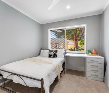 3 Bedroom 2 Bathroom House to let in Strathpine - Photo 4