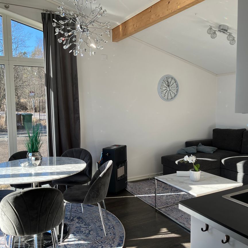 So, Nynäshamn - Photo 1