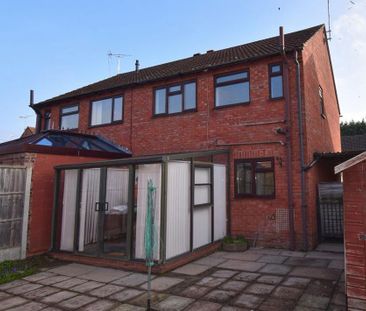 3 bedroom semi-detached house to rent - Photo 5