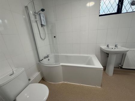 3 bedroom house to rent - Photo 3