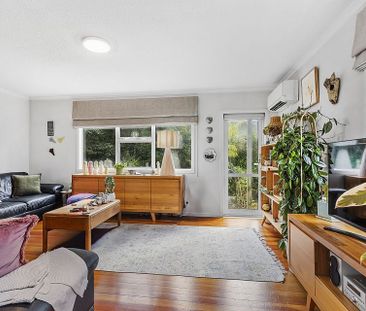 Reno'd ground floor, great Northland location - Photo 4
