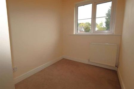 Sutton Close, Macclesfield, SK11 - Photo 2