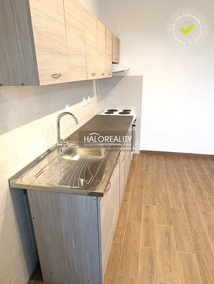 2 izbový byt na prenájom 50m2, Nováky - Photo 1