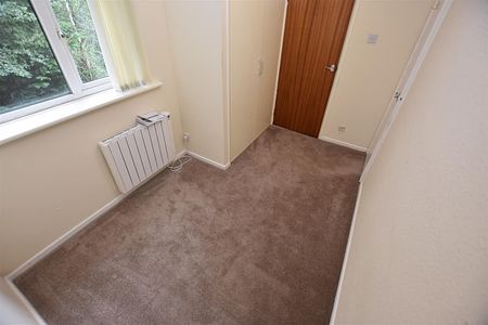 Puxton Drive, Kidderminster - Photo 2