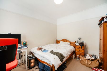 3 bedroom house to rent Napier Road, Southsea, Hampshire, PO5 - Photo 5