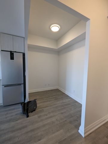 For Lease - 2369 Danforth Avenue Unit# 313, Toronto, Ontario - Photo 3