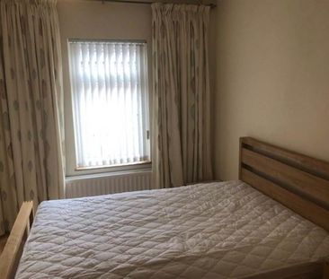 25 Fortuna Street, Belfast, BT12 5PL - Photo 3