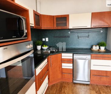 Pronájem bytu 2+kk 45 m², Dubová 1009, Pardubice - Fotografie 1