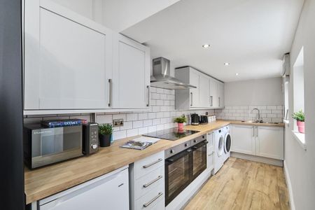 7 bedroom house to rent - Photo 4