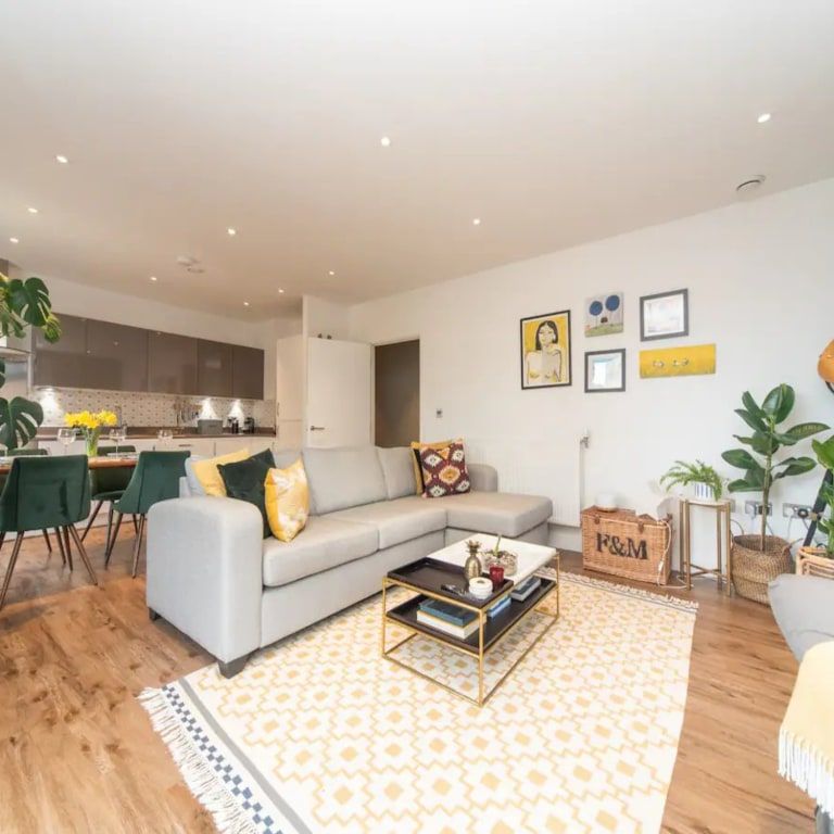 Flat 303, Theobald Heights, London, SE18 6AA, London - Photo 1