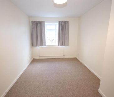 3 bedroom house to rent - Photo 2