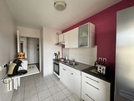 Location Appartement 3 pièces 73m² CAEN 14000 - Photo 5