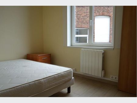 Appartement à Louer à LILLE 700 € - Photo 3