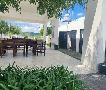 CASA EN RENTA CON ALBERCA EN CD DEL SOL, QUERETARO - Photo 4