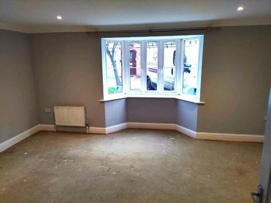 4 bedroom semi-detached house to rent - Photo 1