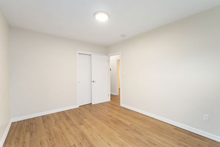 For Lease - 517 Mohawk Road Unit# Main, Hamilton, Ontario - Photo 5