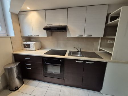 Location Appartement 2 pièces 40m² CAMBRAI 59400 - Photo 4