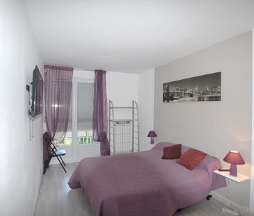 Location Appartement 3 pièces 67m² - Photo 3