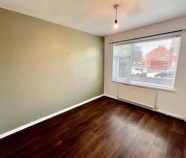 Warrenmor, Leam Lane, Gateshead - Photo 6