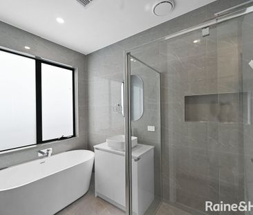 Modern Family Living in a Growing Sunbury Location - Photo 1