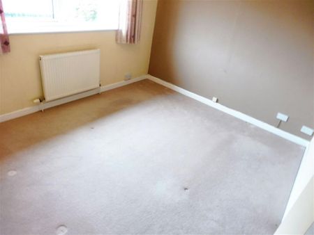 Derwent Gardens, Yeovil - Photo 5