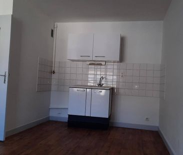 Location appartement 1 pièce 27 m² à Albertville (73200) - Photo 2