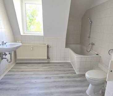 !! Begehrte neu hergerichtete 1,2 + weite 2-Zi.-Wohnung in zentrale... - Photo 4