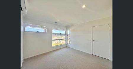 Stylish, Convenient Living - Photo 3