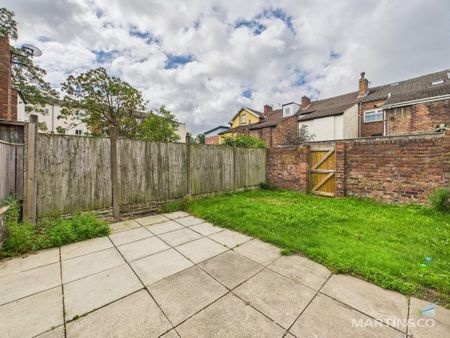 3 bedroom terraced house to rent - Photo 3