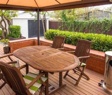 Beautiful 3 Bedroom Home - Photo 5