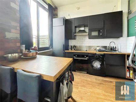 2 bedroom apartment to rent - Photo 2