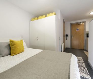 Studio to rent - Photo 3