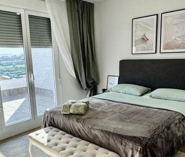 Luxury penthouse for rent in Nueva Andalucia, Spain - Photo 3