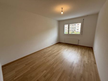 Appartement de 4.5 pièces au 3ème étage - Photo 2