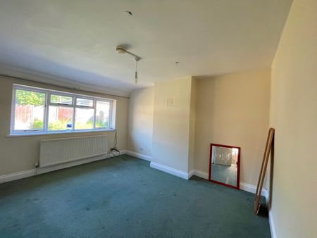 2 Bed Maisonette, Beverley Gardens, HA9 - Photo 2