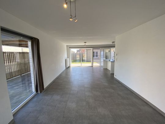 Recente woning met drie slaapkamers - Photo 1