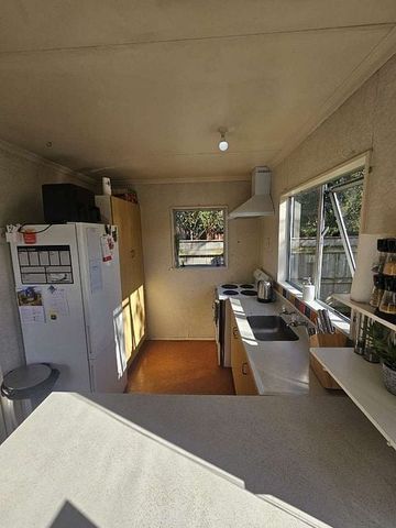 One Bedroom Home - Photo 3